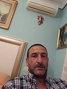 DanTrov79 webcam