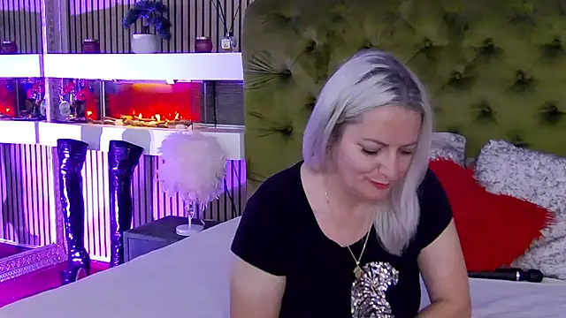 LadyTouch webcam