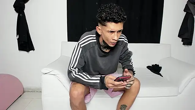 self_love46 live sex cam