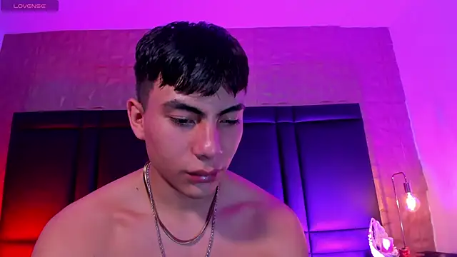 EthanSantori webcam