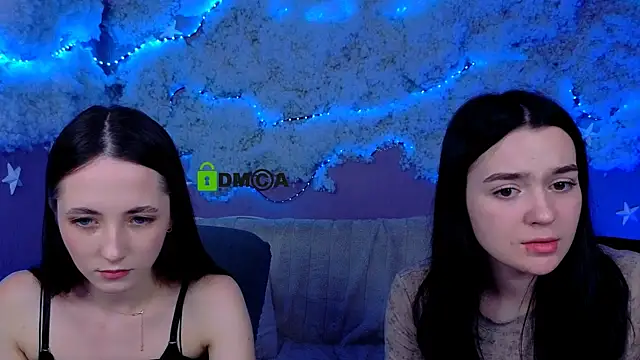 monica_xcx webcam
