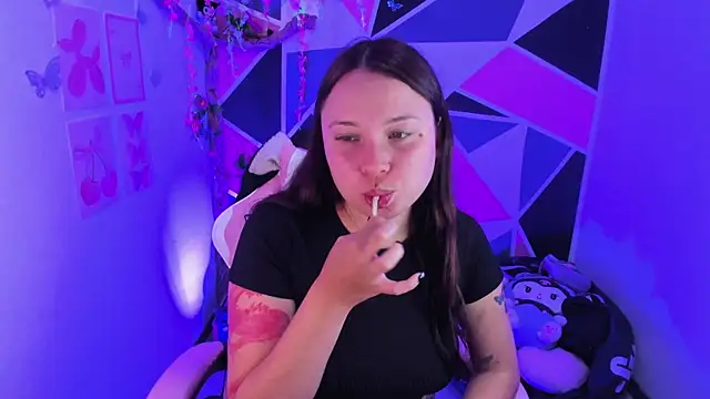 little_emma0 webcam