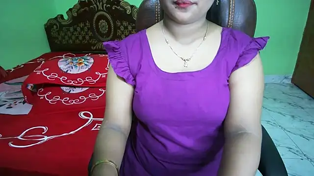 BengaliQueenStar webcam