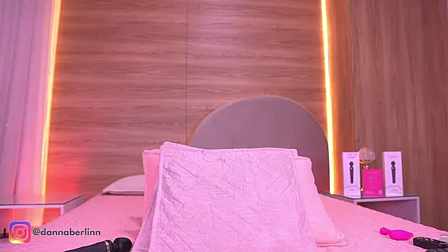 danna_berlin_ webcam