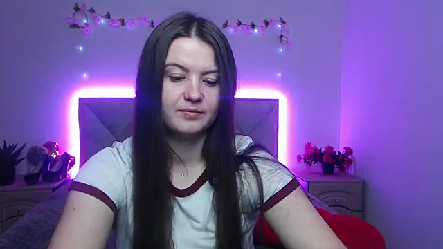 MavkaCute webcam