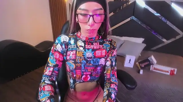Kittie_Vixen webcam