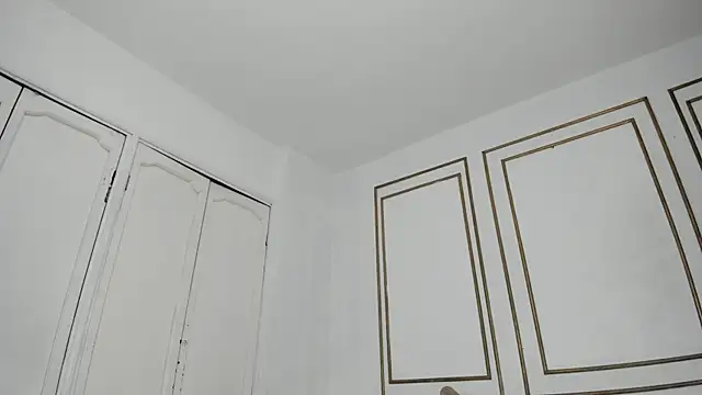 malory_ferrer webcam