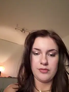  MaribelRiver chat room