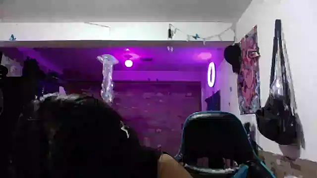 angelaqueen_ - AngelaQueen_'s free webcam - UK Sex Cams