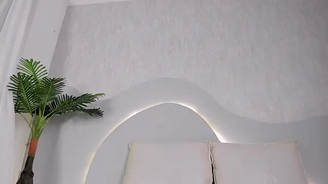 CannelaSmith webcam