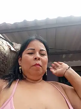Mother-Big-tits webcam