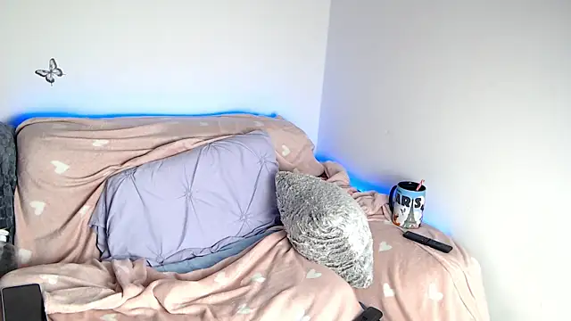 RebeFucksonn webcam