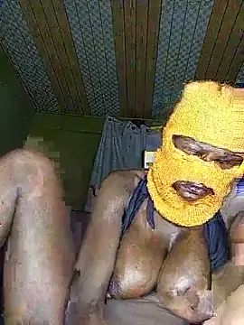 Milkyrealanalfuck webcam
