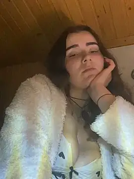 mewKate webcam