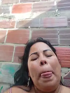 Mother-Big-tits webcam