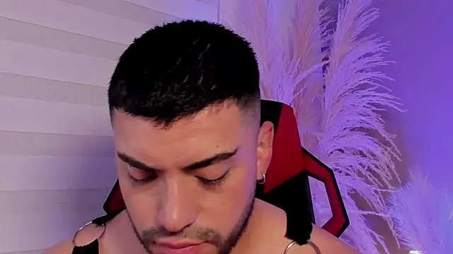 Alexander_Diazz webcam