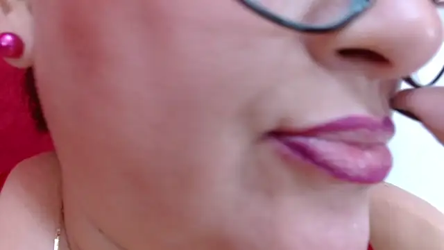 Kerly_Doll webcam