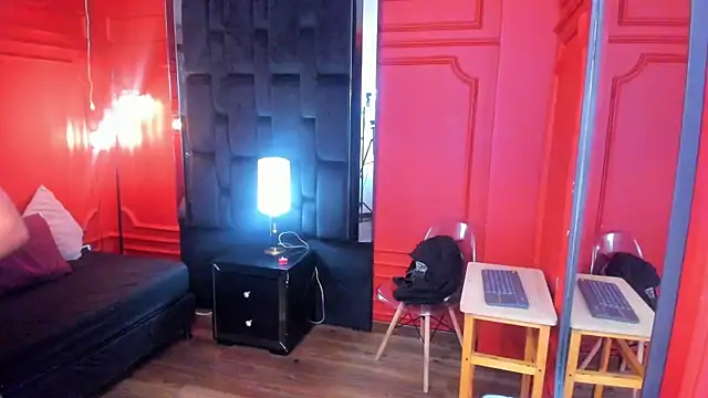 vailoetharris webcam