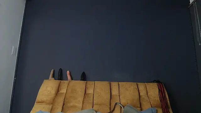 KendraaSimons webcam