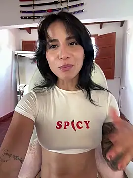 Ale_Lewis webcam