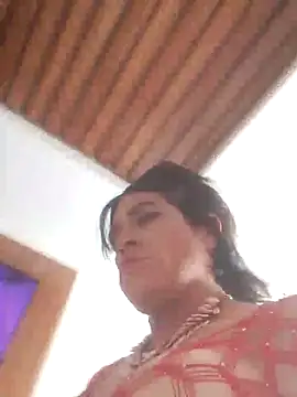 transreyna webcam
