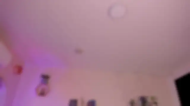 YariRose webcam