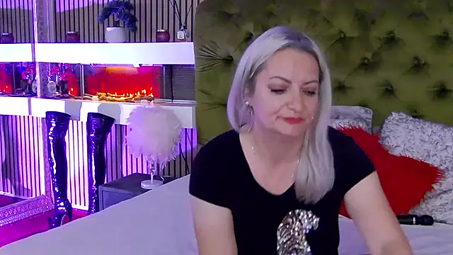 LadyTouch webcam