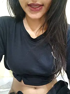 Teri_lella from StripChat is Freechat