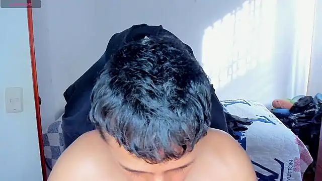 Tommy_Bred webcam