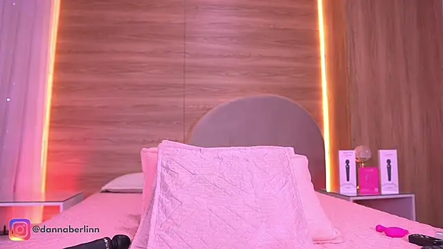 danna_berlin_ webcam