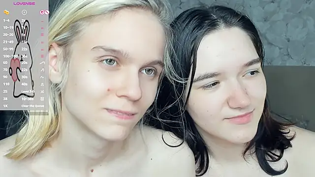 KarinStfleur webcam