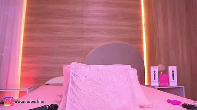 danna_berlin_ webcam