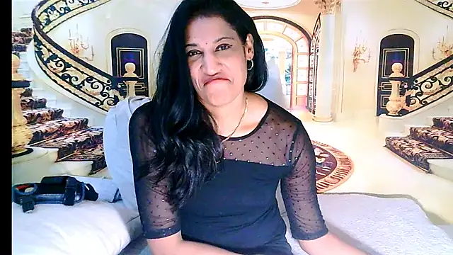 indiansexcsmyle - IndianSexcSmyle's free webcam - UK Sex Cams