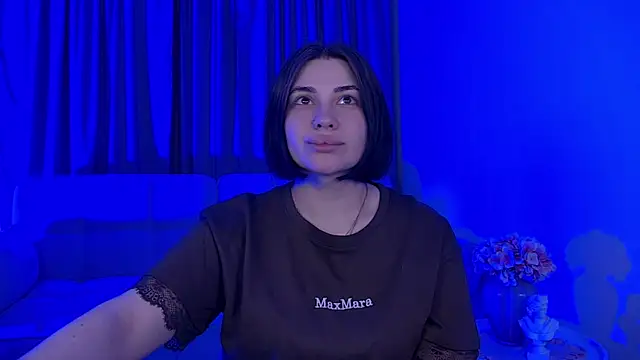 adrianatoress - AdrianaToress's free webcam - UK Sex Cams