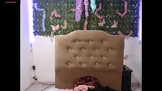 adara_cute_69 webcam