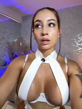 Yelena_Miller1 webcam