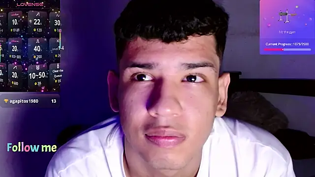 Santiago_Foxx webcam