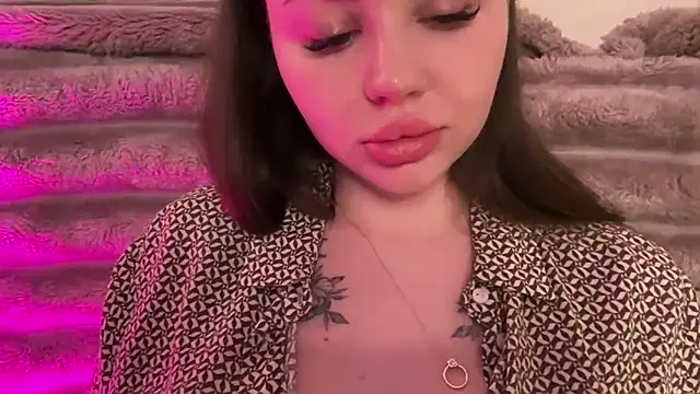 AlmaryKim webcam