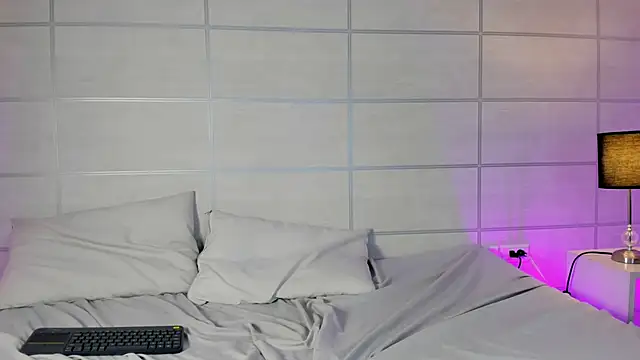 Ruby_diamonds webcam