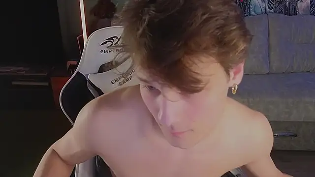 TeddyLiLboy webcam