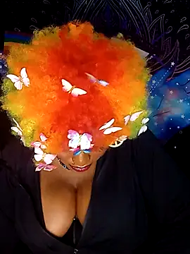 AmazonianMistress webcam