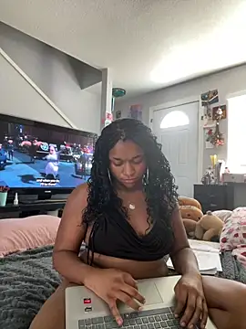 XKimmyGreen webcam