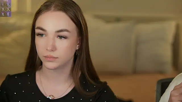 Ella_054 webcam