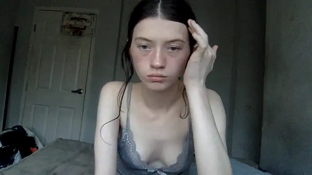 Munchkinbaby72318 webcam
