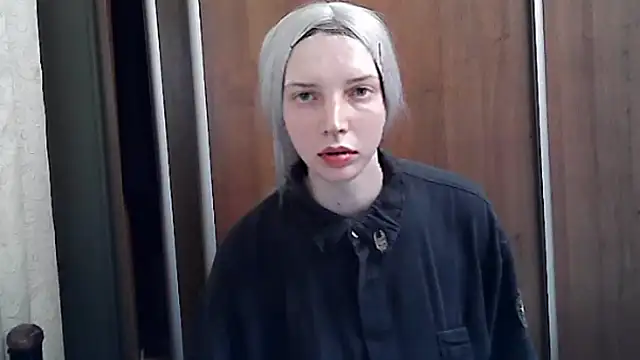 Crimson_Lady webcam