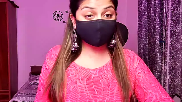 Hot-Shivangi webcam