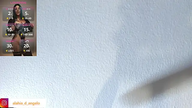 Alahia_Dangelo webcam