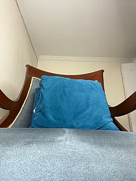 LilaRvsh webcam
