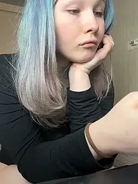 AlexaGudz webcam