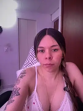 carolina16love webcam
